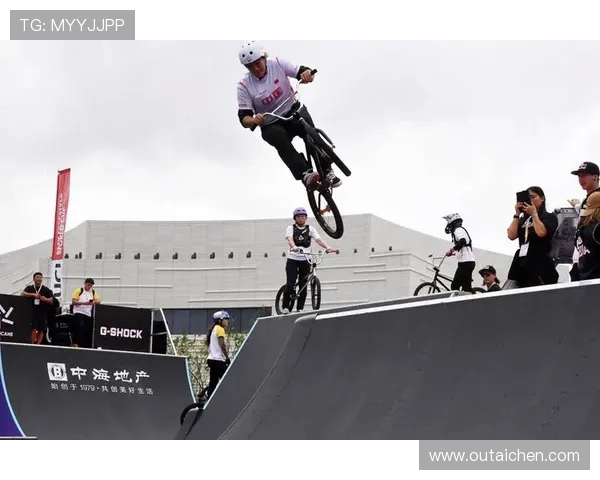 上海极限运动队边路渗透革新探索与实践的深度解析与展望